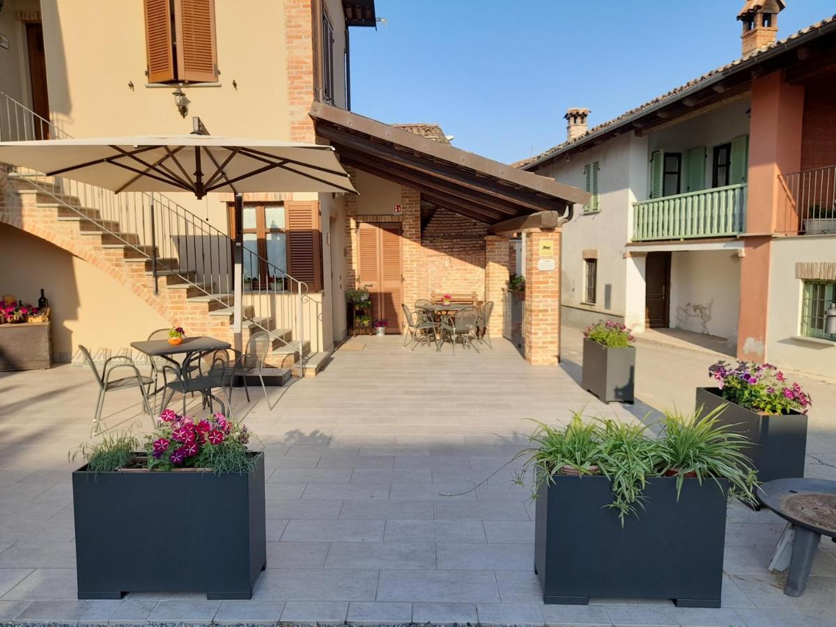Agriturismo I Grappoli Serralunga d'Alba Exterior foto